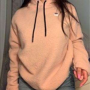 Fila women’s hoodie pullover